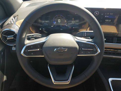 New 2026 Chevrolet Equinox ACTIV w/ LPO, Floor Liner Package image 11