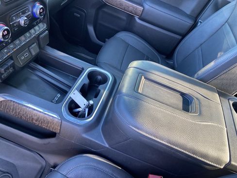 Used 2022 GMC Sierra 1500 Denali w/ Driver Alert Package II AWD/4WD image 24