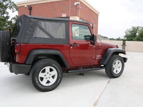 Used 2010 Jeep Wrangler Rubicon w/ PWR Convenience Group AWD/4WD image 54