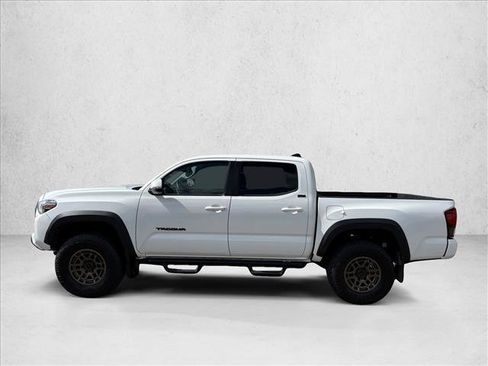 Used 2023 Toyota Tacoma 4x4 Double Cab w/ Trail Edition image 7