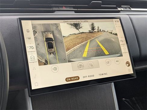 Used 2024 Land Rover Range Rover SE image 17