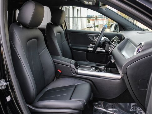 Certified 2026 Mercedes-Benz GLA 250 4MATIC image 13