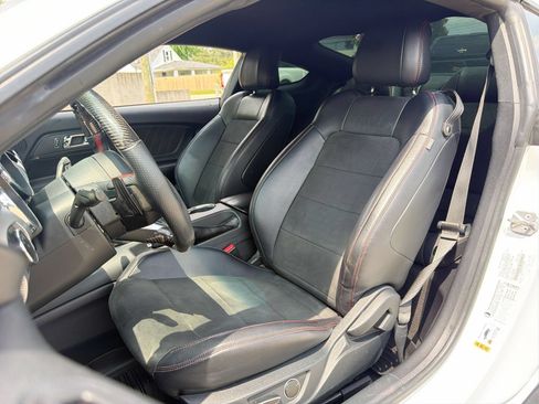 Used 2016 Ford Mustang GT Premium w/ Equipment Group 401A RWD image 21