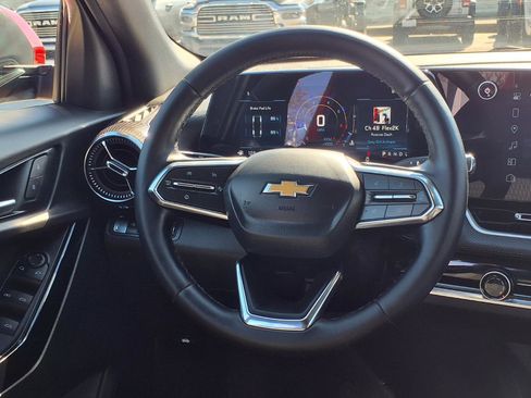 Used 2026 Chevrolet Equinox LT image 14