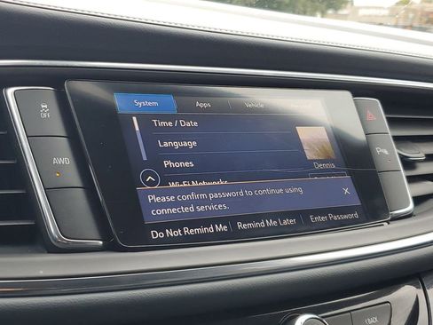 Used 2020 Buick Enclave Essence w/ Sport Touring Edition image 17