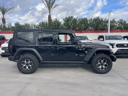 Used 2021 Jeep Wrangler Unlimited Rubicon image 3