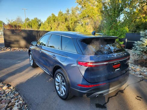 Certified 2022 Lincoln Corsair AWD w/ Premium Package image 3