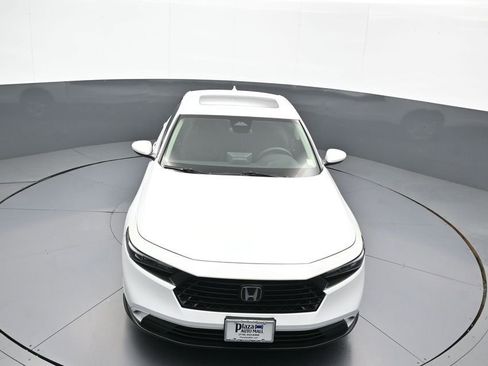 Certified 2023 Honda Accord EX image 35