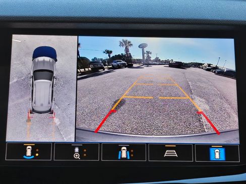 Used 2021 Buick Envision Avenir w/ Technology Package II image 15