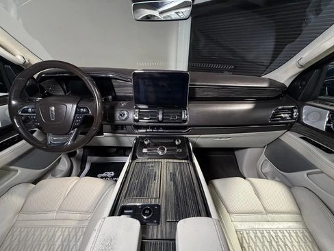 Used 2019 Lincoln Navigator Black Label w/ Cargo Package AWD/4WD image 26
