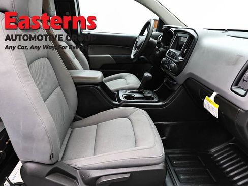 Used 2021 Chevrolet Colorado W/T w/ WT Convenience Package image 24