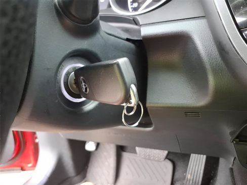 Used 2023 Toyota Camry LE image 22