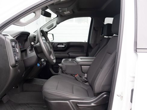 Used 2020 Chevrolet Silverado 1500 Custom Trail Boss w/ Custom Convenience Package AWD/4WD image 8