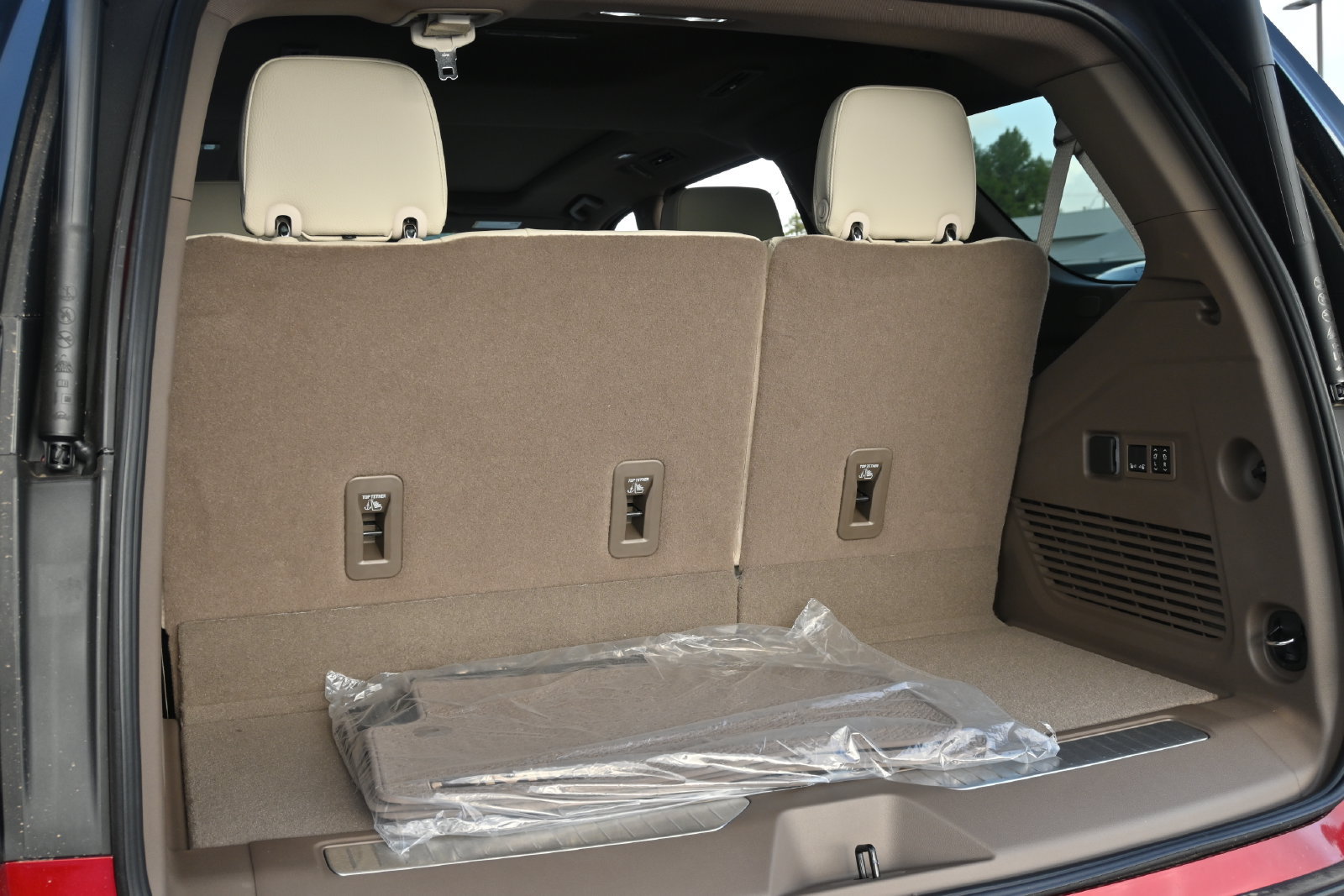 New 2026 GMC Yukon Denali w/ Advanced Technology Package RWD image 47