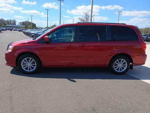 Used 2015 Dodge Grand Caravan SXT w/ UConnect Hands-Free Group image 8