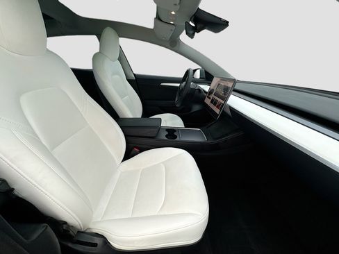 Used 2023 Tesla Model 3 Standard Range image 20