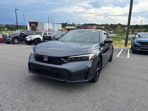 Used 2025 Honda Civic Sport image 5