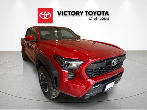 Used 2024 Toyota Tacoma TRD Off-Road image 1