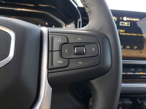 New 2025 GMC Sierra 1500 Elevation image 25