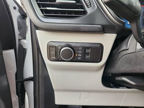 Used 2025 Ford Escape Active w/ Tech Pack #1 FWD image 21