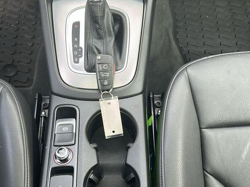 Used 2017 Audi Q3 2.0T Prestige AWD/4WD image 18
