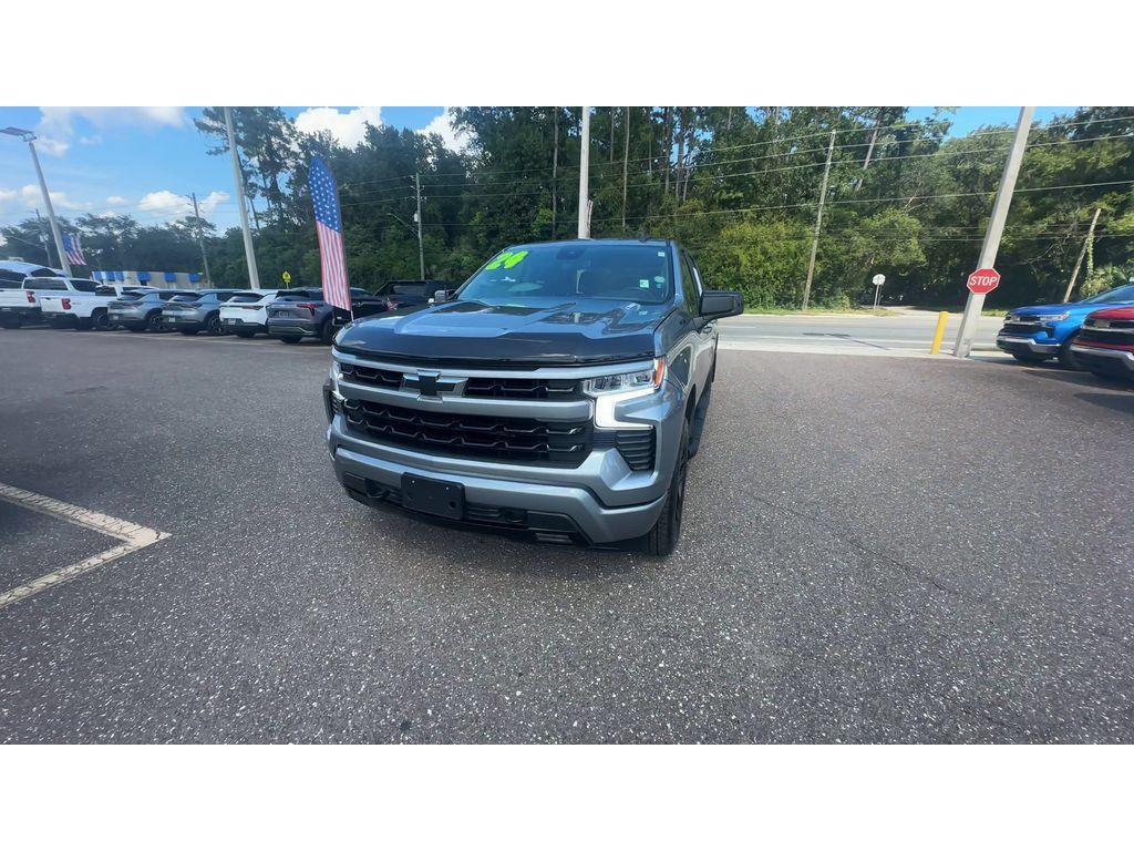 Used 2024 Chevrolet Silverado 1500 RST AWD/4WD image 3