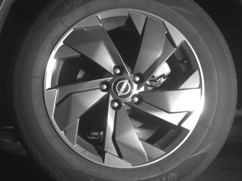 Used 2025 Nissan Rogue SV AWD/4WD image 14