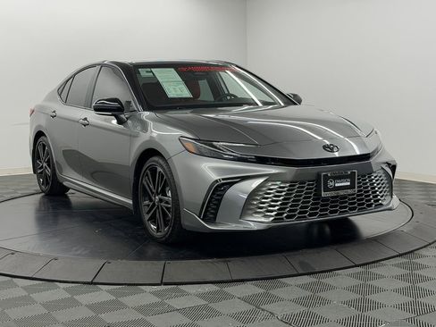 Used 2026 Toyota Camry XSE FWD image 8