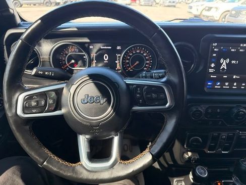 Used 2021 Jeep Wrangler Unlimited Sahara AWD/4WD image 16