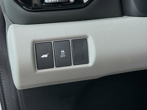Used 2024 Honda Pilot EX-L image 10