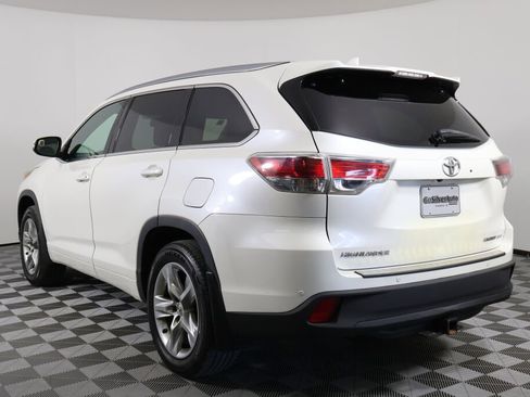 Used 2015 Toyota Highlander Limited image 4