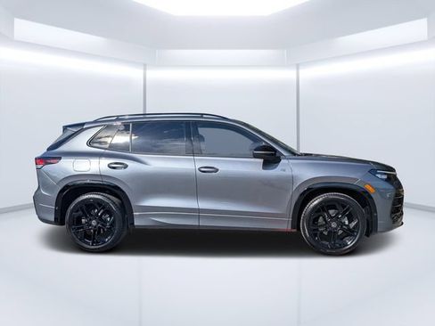 New 2026 Volkswagen Tiguan SE R-Line FWD image 2