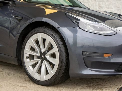 Used 2021 Tesla Model 3 Long Range image 9