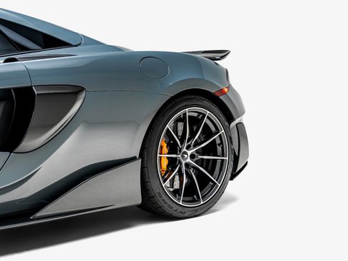 Used 2020 McLaren 600LT Spider RWD image 20
