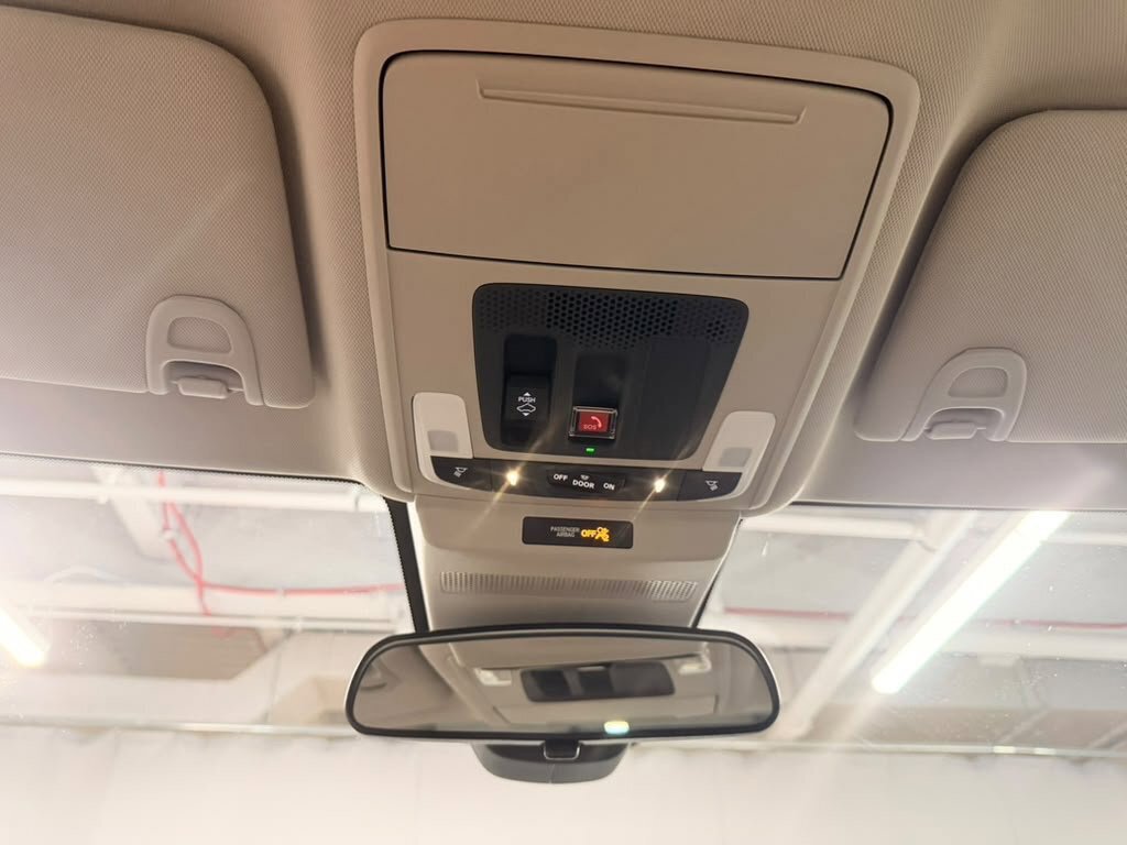 Certified 2025 Honda Accord SE image 27