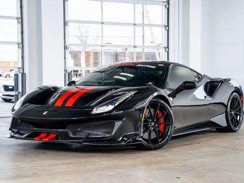 Used 2020 Ferrari 488 Pista Coupe image 2