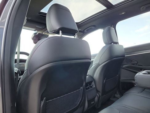 New 2025 Jeep Wagoneer S Limited image 13