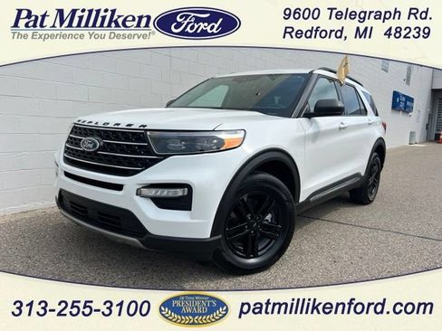 Certified 2024 Ford Explorer XLT w/ Equipment Group 202A AWD/4WD image 1