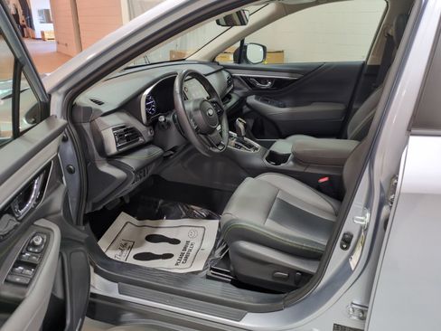 Certified 2024 Subaru Outback Onyx Edition AWD/4WD image 17
