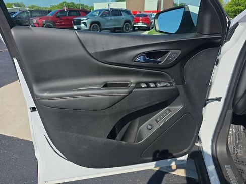 Certified 2022 Chevrolet Equinox Premier AWD/4WD image 11