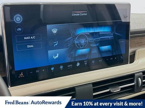 New 2026 Lincoln Corsair Reserve image 11