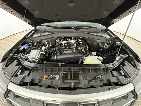 New 2026 Ford Explorer Active RWD image 33