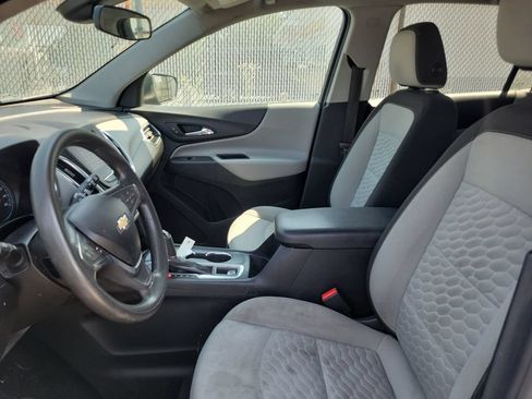 Used 2020 Chevrolet Equinox LT AWD/4WD image 17
