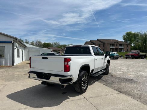 Used 2023 Chevrolet Silverado 2500 LT w/ Convenience Package AWD/4WD image 7