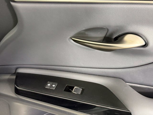 Used 2022 Lexus ES 350 w/ Accessory Package 2 FWD image 27