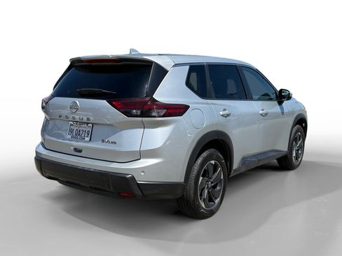 Used 2024 Nissan Rogue SV AWD/4WD image 5