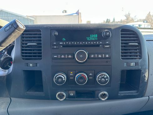 Used 2011 Chevrolet Silverado 3500 W/T image 12