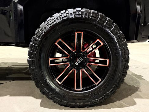 Used 2020 GMC Sierra 1500 SLT w/ SLT Premium Plus Package image 36