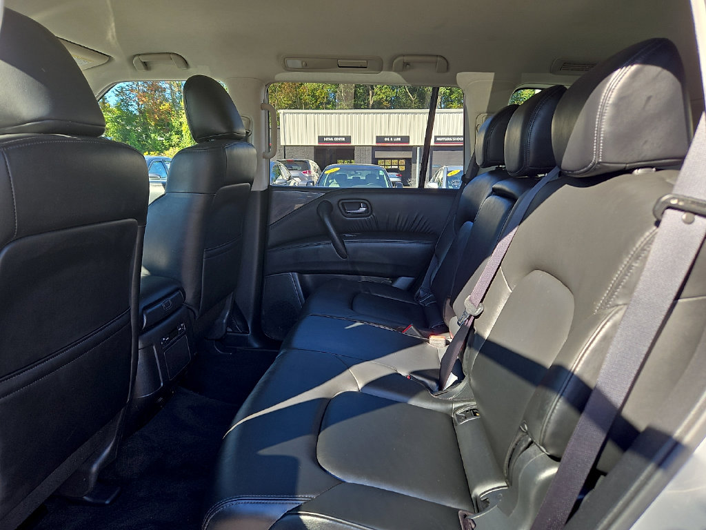 Used 2021 Nissan Armada SV w/ SV Appearance Package AWD/4WD image 11