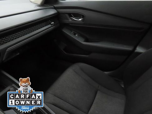 Used 2025 Honda Accord SE image 18